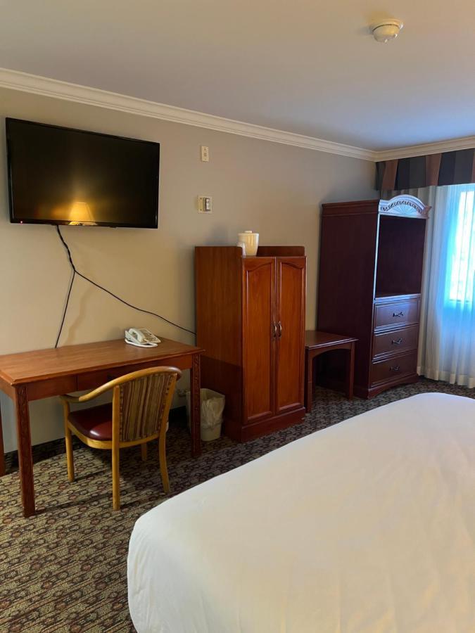 Hotel Xola Moreno Valley Buitenkant foto